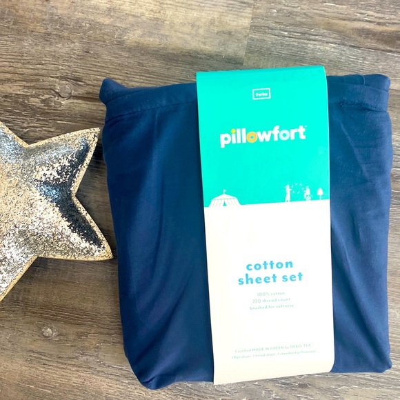 Pillowfort Bedding Nwt Flat Sheet Pillowfort Twin Size Navy Poshmark